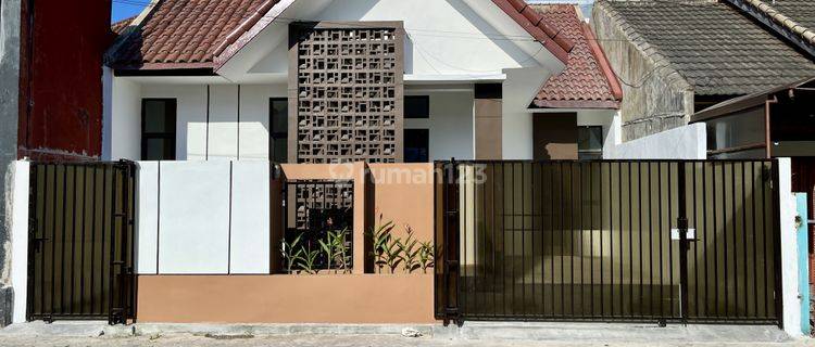 Rumah di Jl Candi Gebang Utara Upn Dan Amikom Condongcatur 1