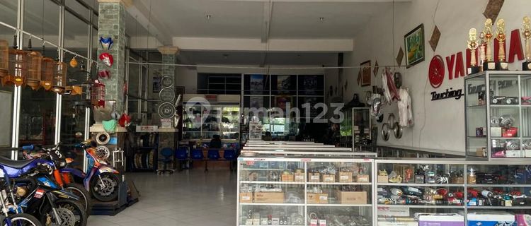 SHOP SHOP AND HOUSE FOR SALE QUICKLY ON HIGHWAY MAIN SINGARAJA  1