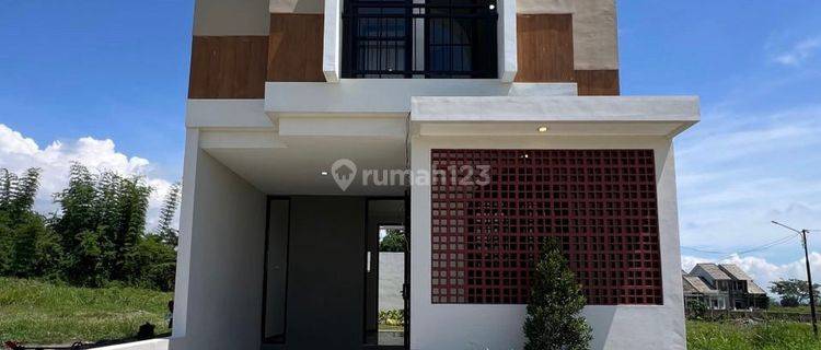 Dijual Rumah Baru 2 Lantai Vila Bukit Tidar Malang 1