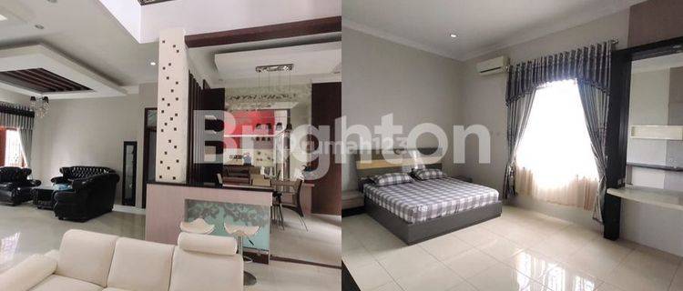 RUMAH MEWAH READY SIAP HUNI DEKAT MANAHAN FULLY FURNISH DEKAT EXIT TOL LOKASI STRATEGIS 1