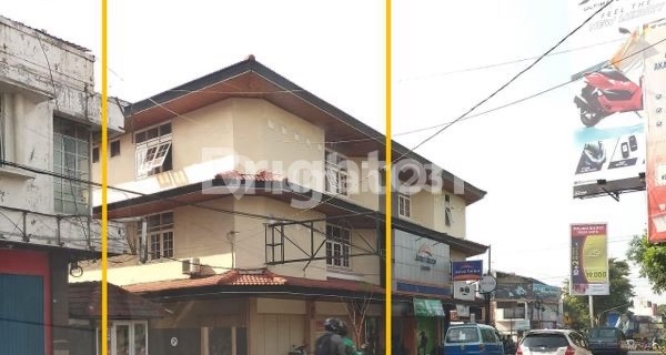 Affordable Shop House Rent in a Crowded Area, Magelang Tengah 1