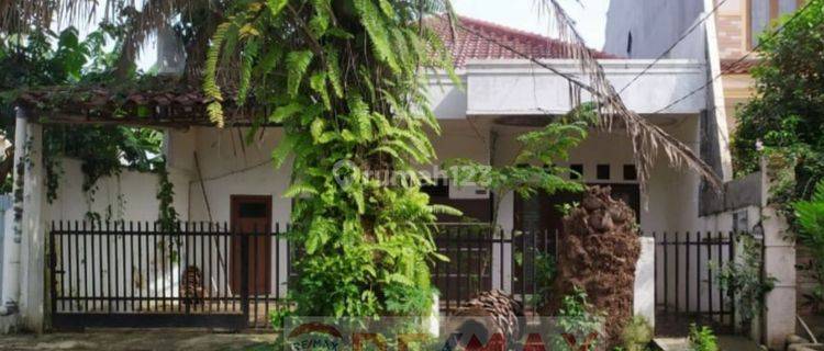 Rumah di Cempaka Putih Hitung Tanah Saja 1