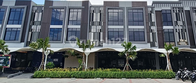 FOR SALE NEW MODERN 3-STORY SHOPHOUSE WITH ROOFTOP IN PAKUWON CITY 1