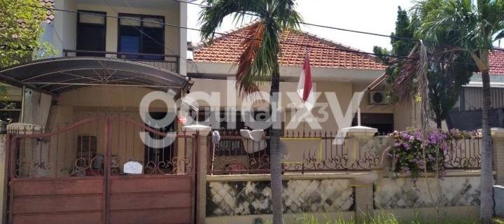 Dijual Rumah di Manyar Tompotika 1