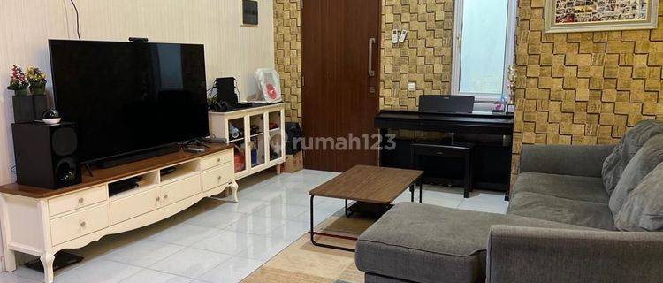 Dijual Rumah di Premier pavilion 2 Lantai Bagus 1