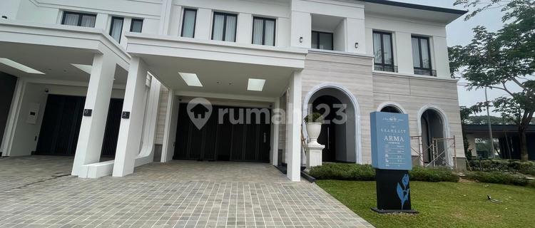 For Sale European Modern Design House in Alam Sutera 1
