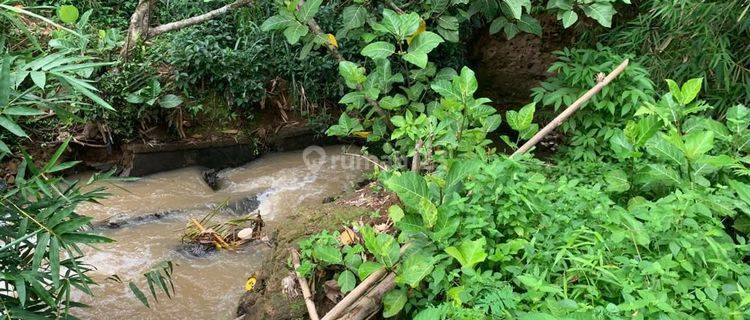 Di jual lahan tanah. Lokasi nempel jalan  1