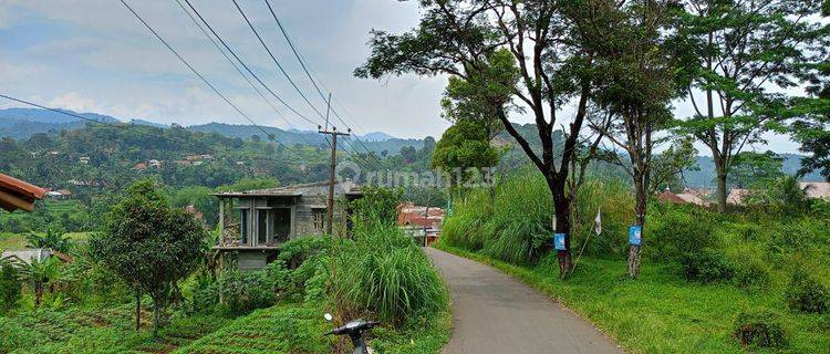 Di jual tanah murah lokasi sangat strategis. View lepas  1