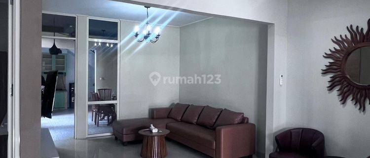 Disewakan Rumah Mewah Fullfurnished Siap Huni Dalam Cluster Pinewood Banjar Wijaya 1