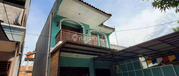 Rumah Kos Murah di Kebayoran Lama, Kondisi Terisi Penuh 1