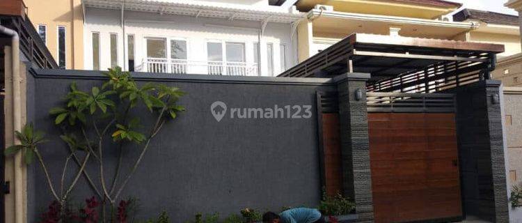 Dijual Villa 2 Lantai 2 Kamar Senggigi Lombok Barat Nusa Tenggara Barat 1