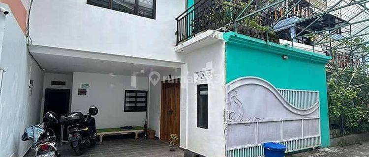 Rumah Semi Villa 3 Lantai 3 Kamar Full Furnished One Gate System Jimbaran Bali 1