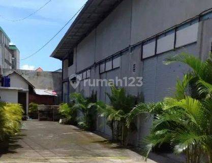 Disewakan Gudang 15,5x6,5m Murah Strategis Sunset Road 1
