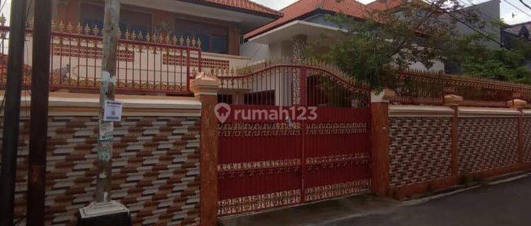 Sewa Rumah Hadap Timur 2 Lantai 6+1 Kamar Nangka Selatan Denpasar Utara 1