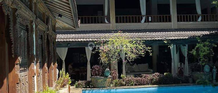 Villa Mewah 15 Kamar Full Furnish Private Pool Gazebo Seminyak Badung 1