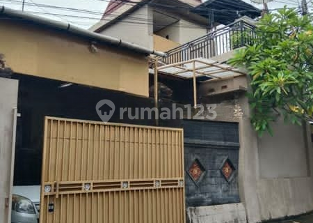 2-Storey 2-Bedroom House Near Serongga Beach Gianyar 1
