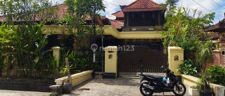 Kontrak Rumah Elegan Nyaman Terawat Full Furnished Pool 2 Lantai 5+1 Kamar Renon 1