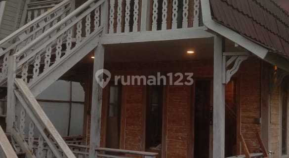 Two-Story 2 Bedroom Wooden House Dasong Bedugul Tabanan 1