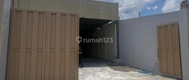 Gudang Premium Luas Hadap Barat Raya Muding Badung 1