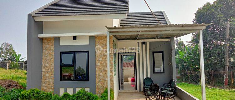 Rumah dengan konsep minimalis modern dijual  1