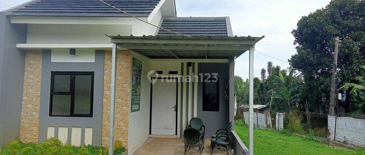 Dijual rumah dengan konsep minimalis modern  1