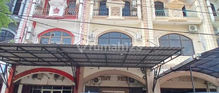 Jual Ruko 3 Lantai di Puspowarno 1