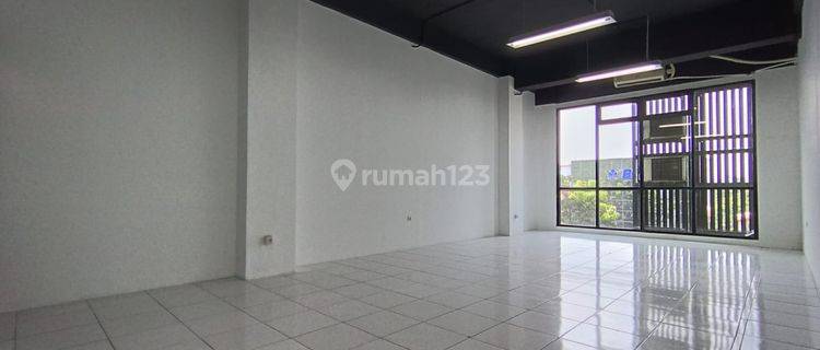  Disewakan Ruang Kantor Kebayoran Lama Dekat Mall Pondok Indah 1