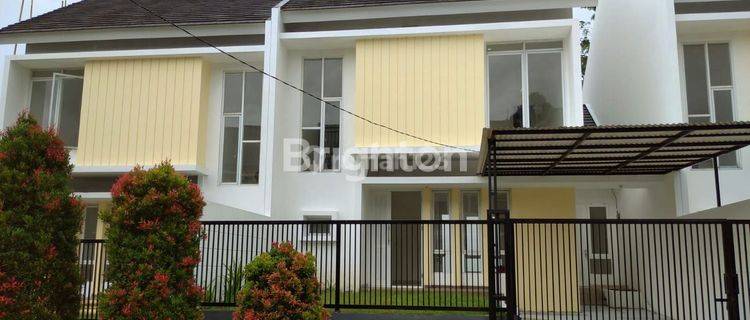 rumah bagus siap huni lokasi strategis di bnr Bogor  1