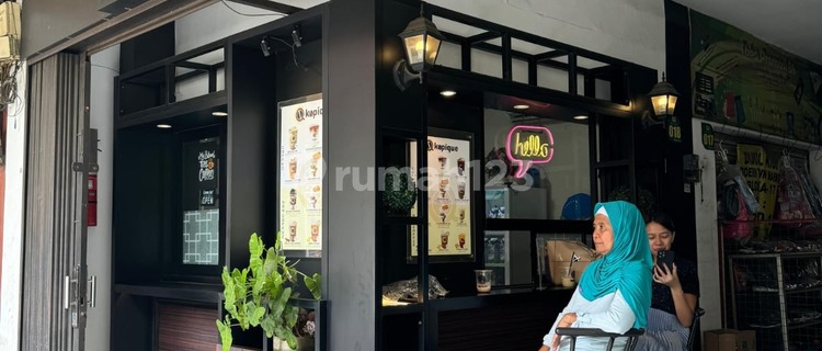 NICE shop stall hook good modern market town market Babakan, Tangerang. 1