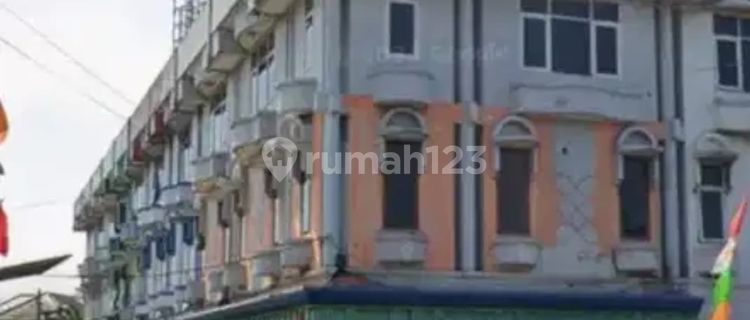 3-Story Shop House in City Center, Soekarno Hatta Wing, Bandung 1