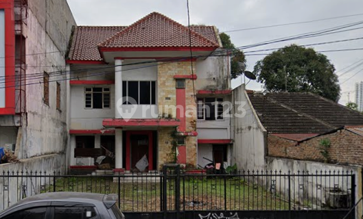 Ready-to-Use Shop House for Office 201 m2 Freehold Title Medan Perjuangan, Medan 1