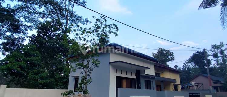 Rumah Kawasan Unnes Di Pakintelan Gunungpati Semarang 1