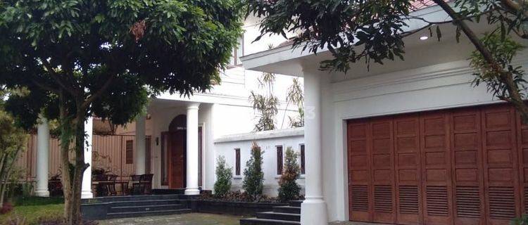 Rumah Luas Bagus 2 Lantai di Danau Bogor Rayav 1