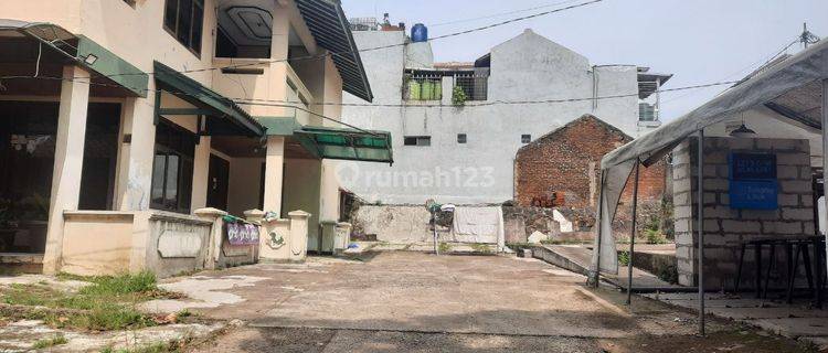 Rumah Hitung Tanah di Mainroad Surya Sumantri Cocok Untuk Usaha 1