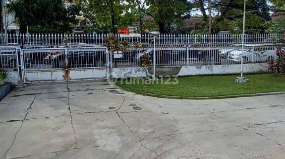 Rumah Terawat Lokasi Strategis di Mainroad Laswi Bandung 1