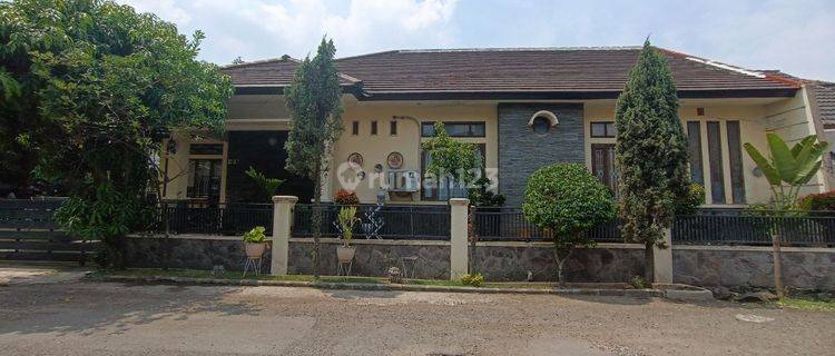 Rumah Besar Murah Siap Huni di Cipaganti Indah Ciwastra 1