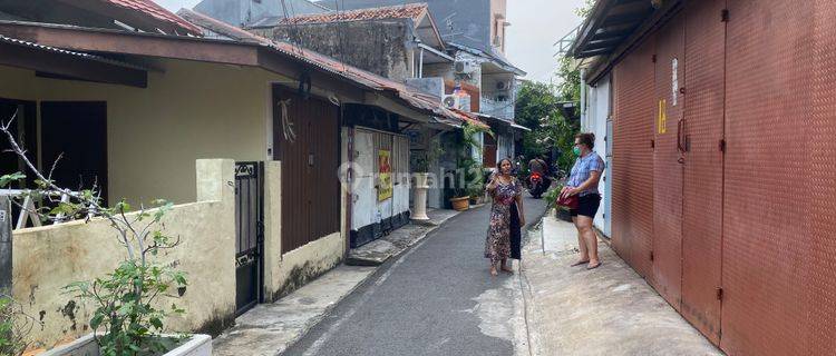 Rumah Tua Di Petojo Utara 1