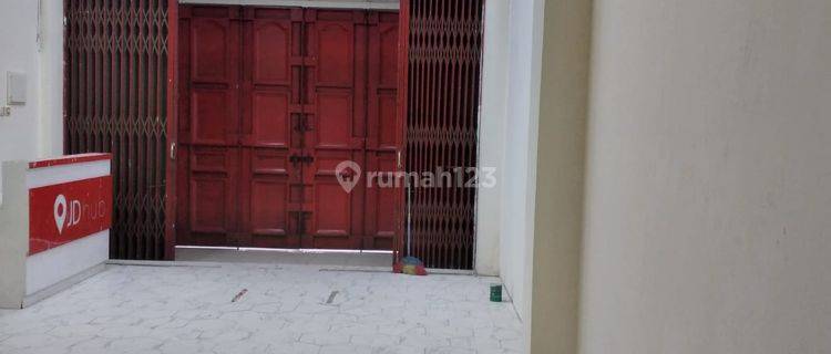 Dijual Ruko 3 Lantai di Daerah Gandaria Jakarta Selatan 1