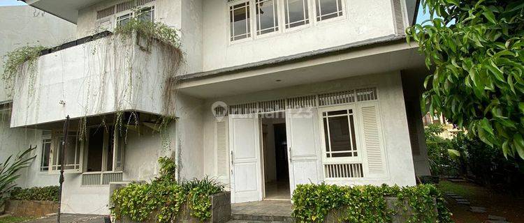 Rumah 2 Lantai Sudah Renovasi Semi Furnished SHM di Asem 2, Jakarta Selatan 1