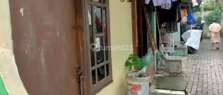 Kontrakan 3 Pintu Di Pasar Lembang Ciledug Kota Tangerang  1