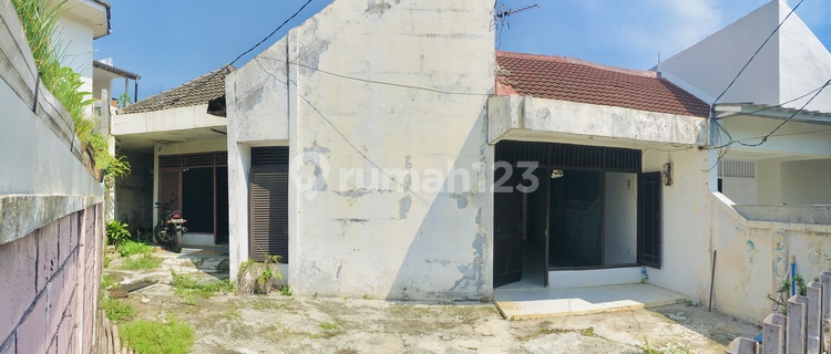 For Sale: House in Bukit Nusa Indah Complex, Ciputat 1