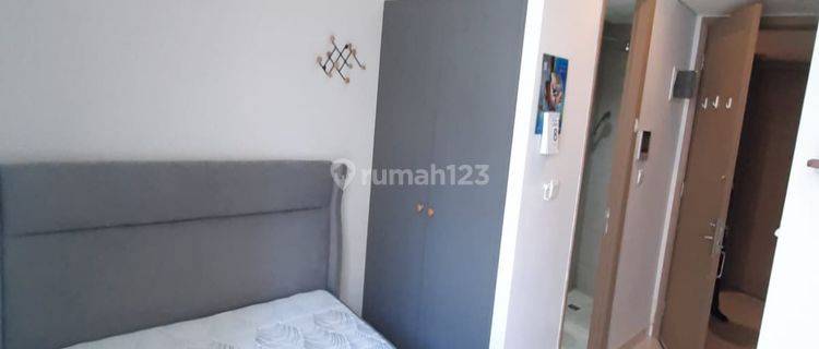  Apartemen Taman Anggrek Residence Studio Furnished Bagus 1