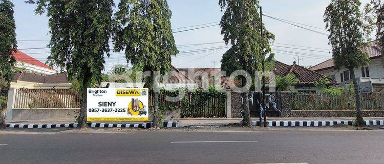 RUMAH BANGUNAN LAMA DI PUSAT SENTRAL BISNIS  KEDIRI KOTA 1