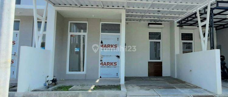 Rumah siap huni di Gajah hadap Selatan sudah ada kanopi  1