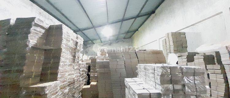 Gudang semarang timur di wolter 1