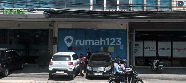 Ruko Strategis 3 Lantai Siap Pakai Di Jl Gajah Semarang 1