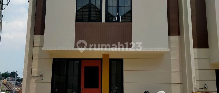 Beautiful 2-Story House in Banyumanik, Semarang 1
