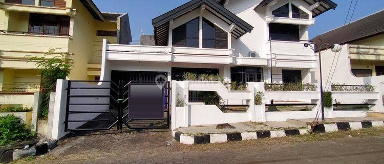 Rumah 2 Lantai Srondol Bumi Indah di Tembalang Semarang Selatan 1