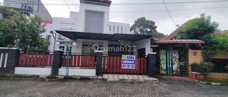 Rumah  Srondol Bumi Indah dekat Kampus Undip Tembalang Semarang 1