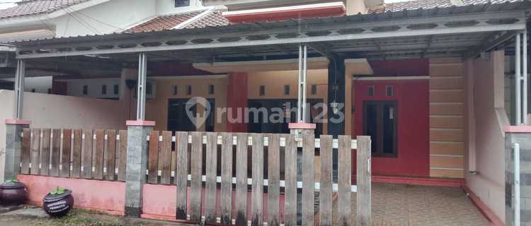 Rumah Bagus di Tembalang 1